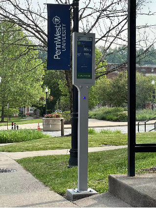 Последние решения компании о Сверхтонкая автобусная остановка на открытом воздухе в Амстердаме Голландия