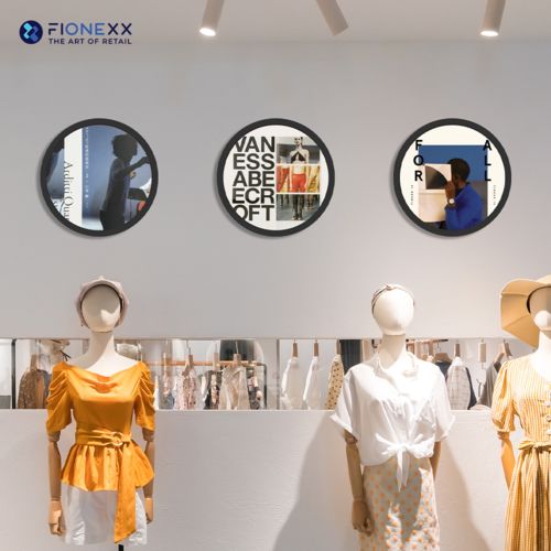 Последние решения компании о FIONEXX Круговая рекламная дисплейная панель LCD