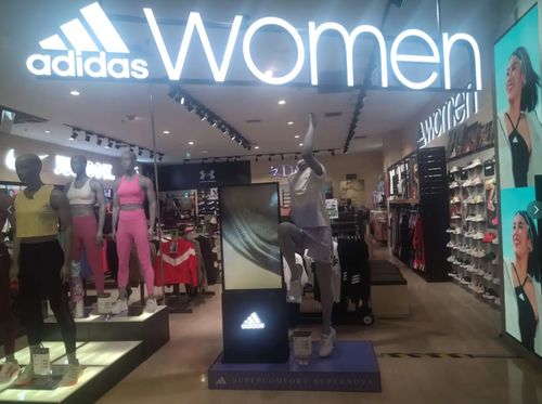 Последние решения компании о На быстро меняющемся поле битвы розничной торговли, как технологии могут захватить 