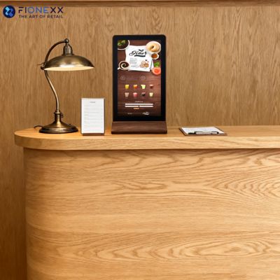 Хорошая цена Portable digital signage small-sized desktop high-brightness display screen онлайн